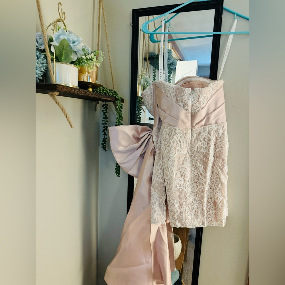 Azazie sweetheart lace dress with Mikado oversized bow - Picture 2 of 4
